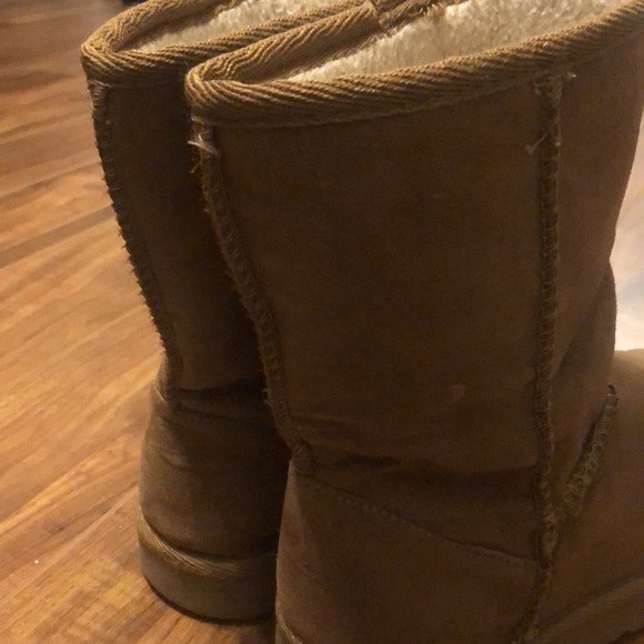 So cute for fall and comfy Set really nicely - Picture 3 of 4